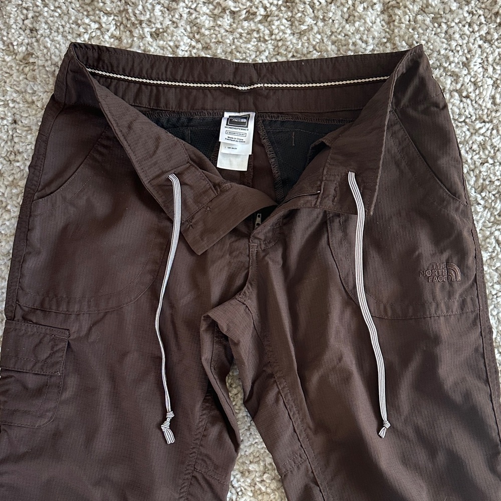 The North Face Cargo Pants - Size 2 Short - Picture 9 of 11
